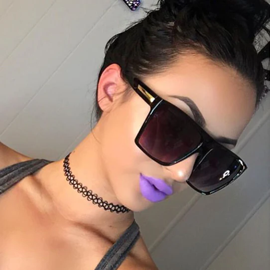 Chic Retro Round Glasses